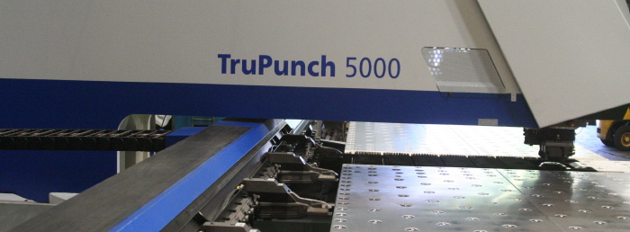 KYOUNG SUNG EISEN保有のTRUMPF CNCパンチング設備
